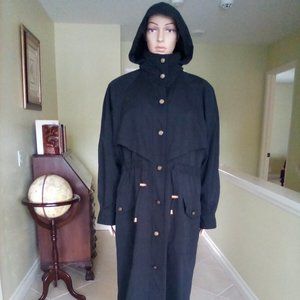 Travelsmith Long Hooded Raincoat Medium